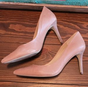 COPY - BCBG pump